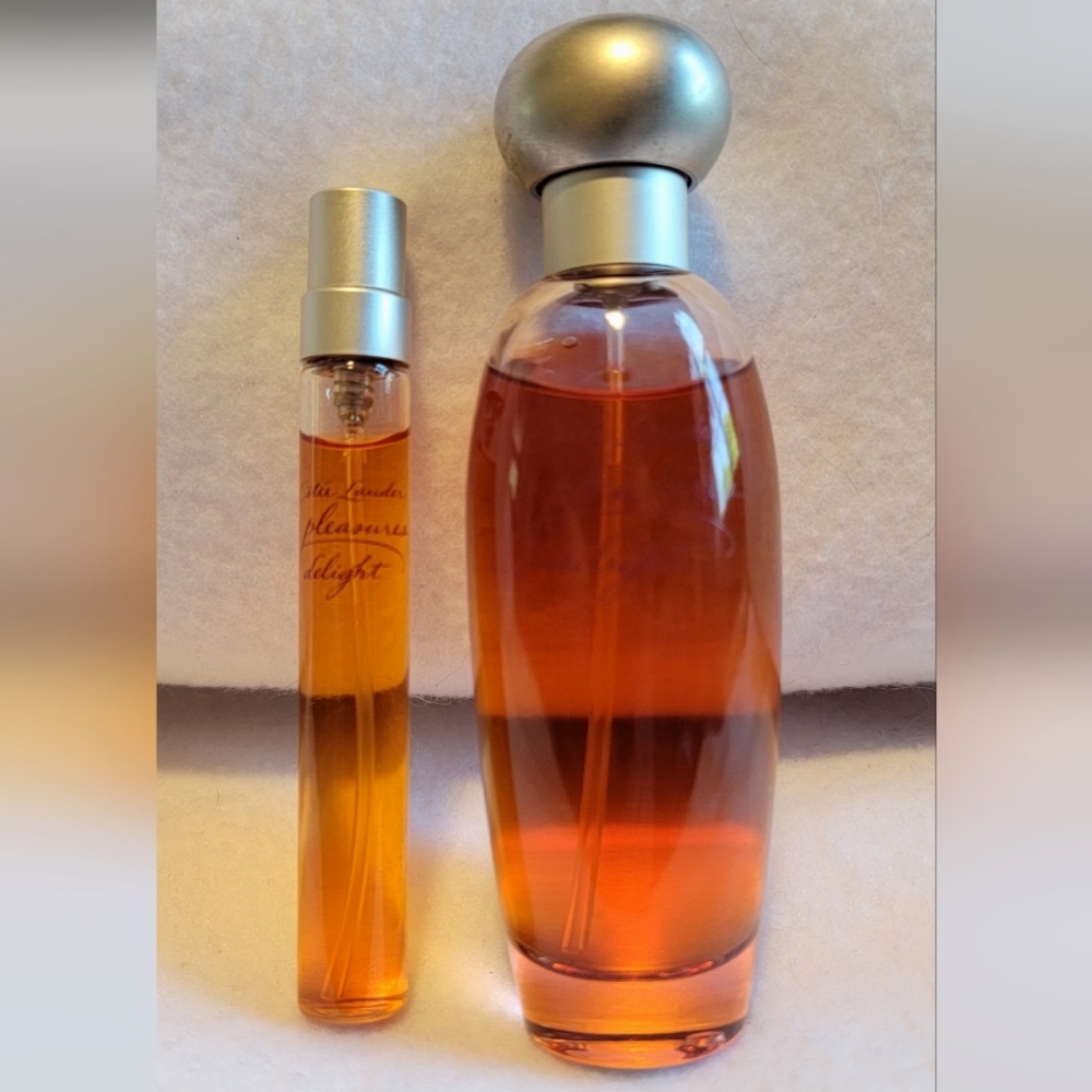 Estee Lauder Pleasures Delight Perfume